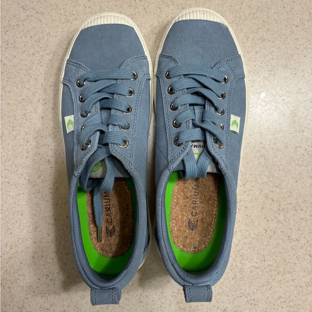 Cariuma OCA low Slate Blue suede sneakers
